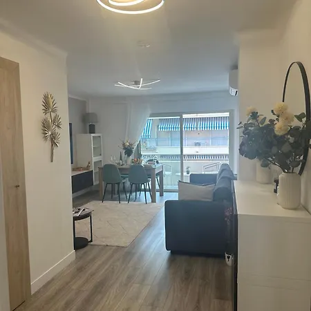 Premium 80sqm Opposite Martinez, Steps From Congress Center 公寓 戛纳