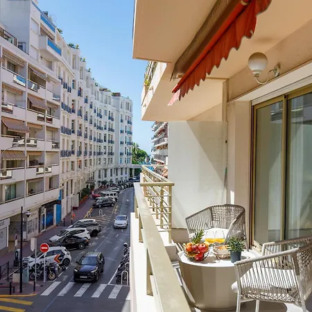 Premium 80sqm Opposite Martinez, Steps From Congress Center * 戛纳