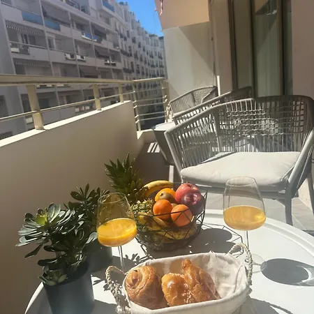 T3appartement De Luxe Croisette En Face De La Martinez 80m2