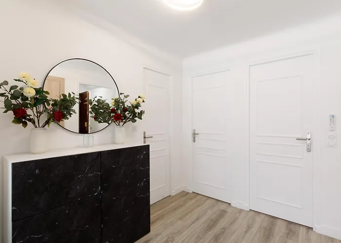 Premium 80sqm Opposite Martinez, Steps From Congress Center Apartment Cannes