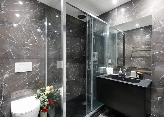 Lejlighed Premium 80sqm Opposite Martinez, Steps From Congress Center Cannes