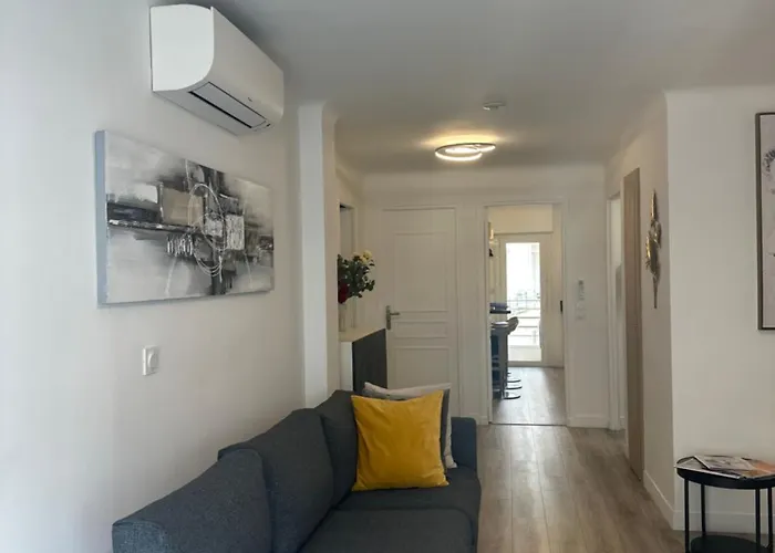 Premium 80sqm Opposite Martinez, Steps From Congress Center Lejlighed Cannes