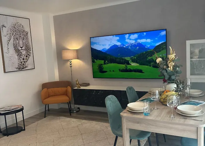 Premium 80sqm Opposite Martinez, Steps From Congress Center