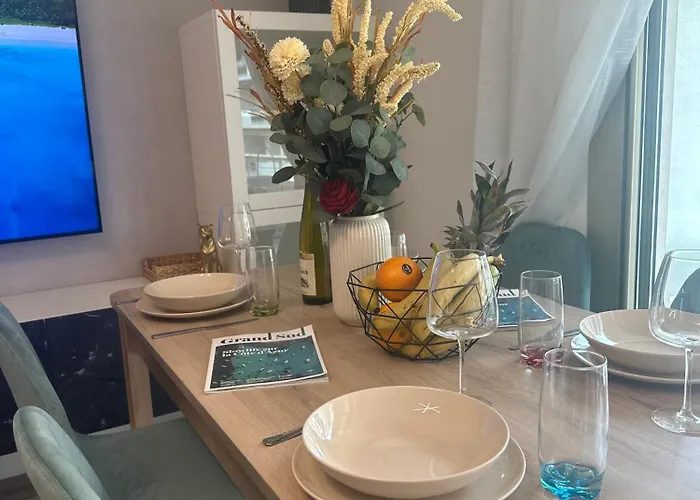 Lejlighed Premium 80sqm Opposite Martinez, Steps From Congress Center Cannes